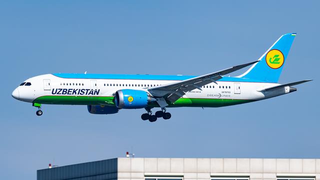 UK78703::Uzbekistan Airways
